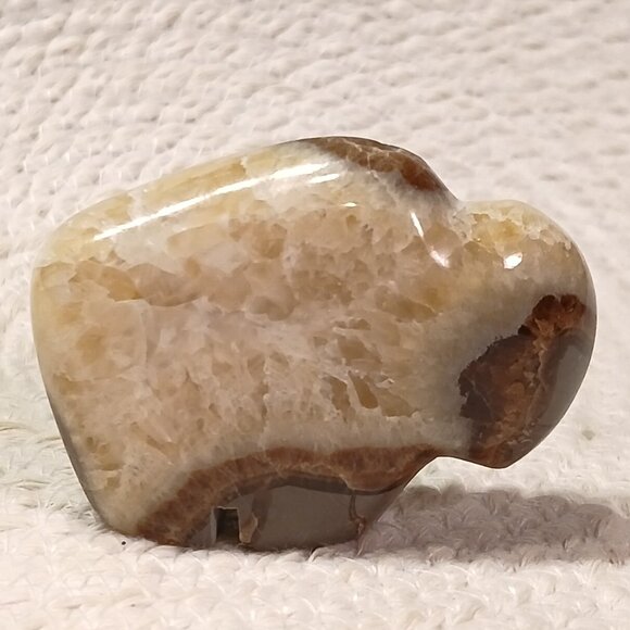 Native American Hand Carved Polished Septarian Zuni Buffalo - Picture 3 of 4